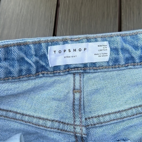 Topshop light colored jeans, size 30 ( fit like 28) straight crop - Picture 3 of 10